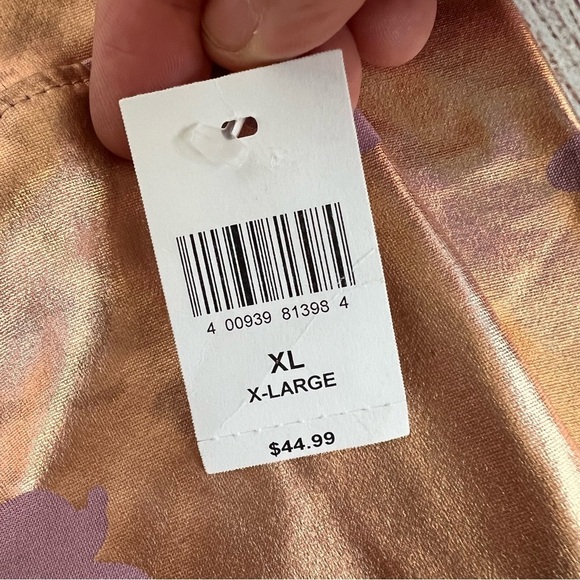 Disney Rose Gold Mickey Leggings XL NWT - Picture 6 of 7